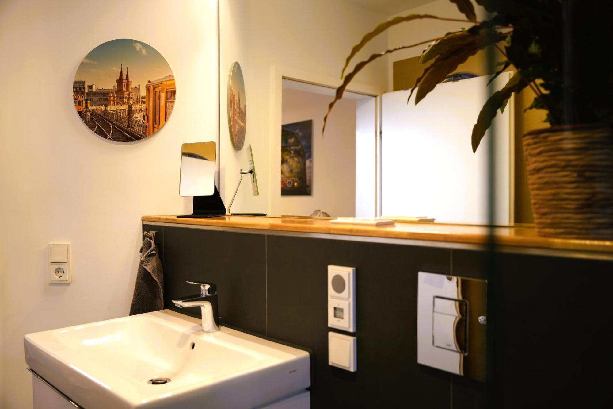 The Berlin Getaway / 80Qm In Berlin'S Historic Diplomatic Quarter Apartment Exterior photo